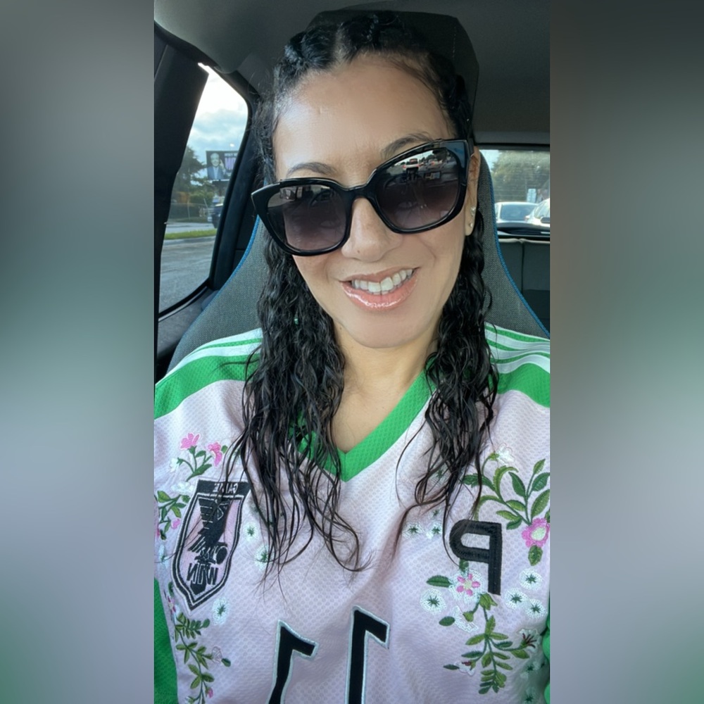 AKIRA Pink and Green cropped Jersey - Picture 4 of 4